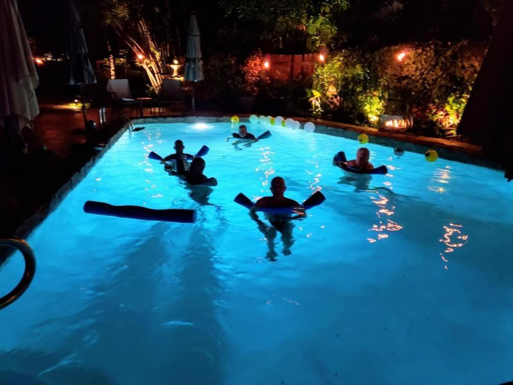 Bed and Breakfast Wilton Manors A Mens Oasis Экстерьер фото